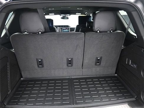 Used 2024 GMC Yukon Denali image 23