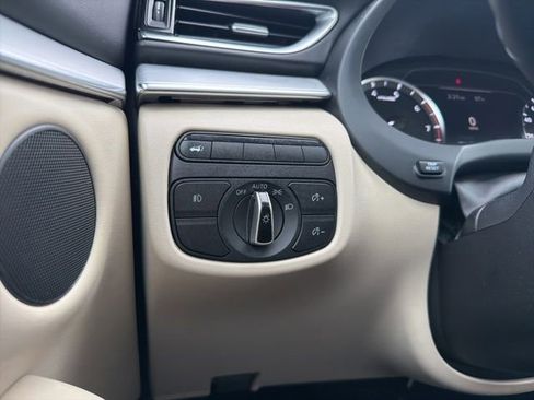 Used 2019 INFINITI QX50 Luxe image 40