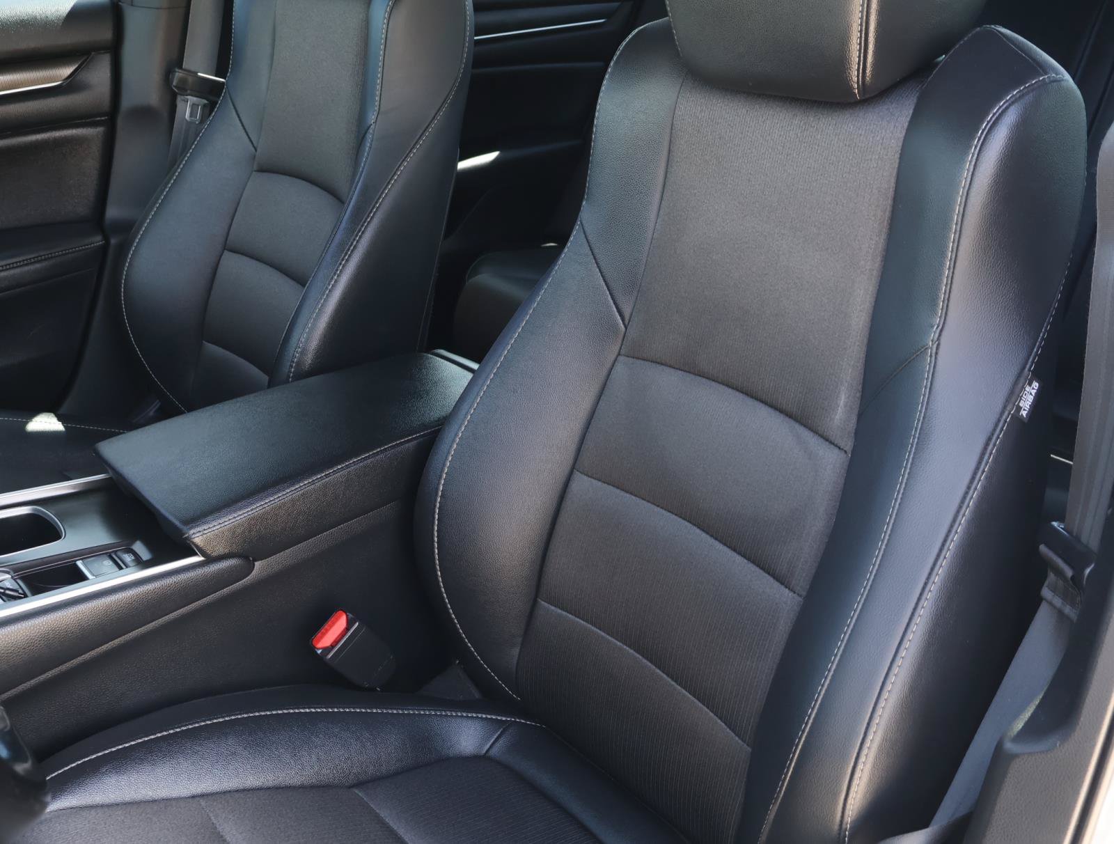 Used 2020 Honda Accord Sport image 11