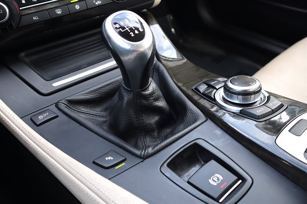 Used 2011 BMW 535i Sedan RWD image 28