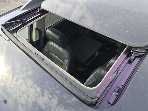 Used 2019 GMC Acadia Denali w/ Technology Package image 3