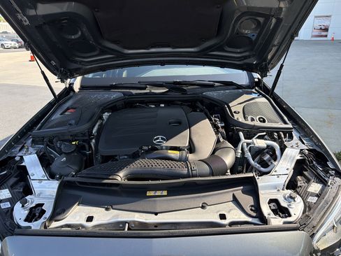 Used 2023 Mercedes-Benz E 350 4MATIC Sedan image 36