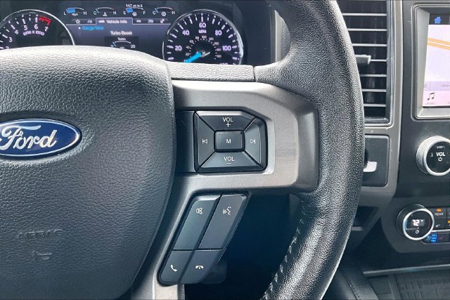 Used 2019 Ford Expedition XLT w/ Equipment Group 202A AWD/4WD image 19