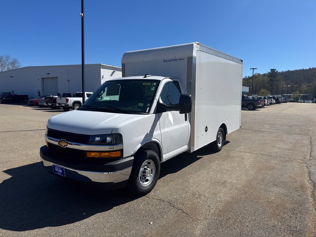 New 2026 Chevrolet Express 3500 w/ Power Convenience Package RWD 360° Tour
