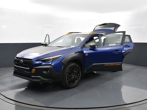 New 2025 Subaru Crosstrek 2.5i Wilderness w/ Crosstrek Mirror Package image 37