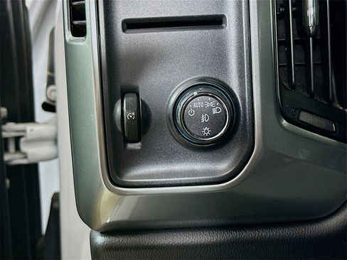 Used 2017 Chevrolet Silverado 1500 LT w/ All Star Edition image 12