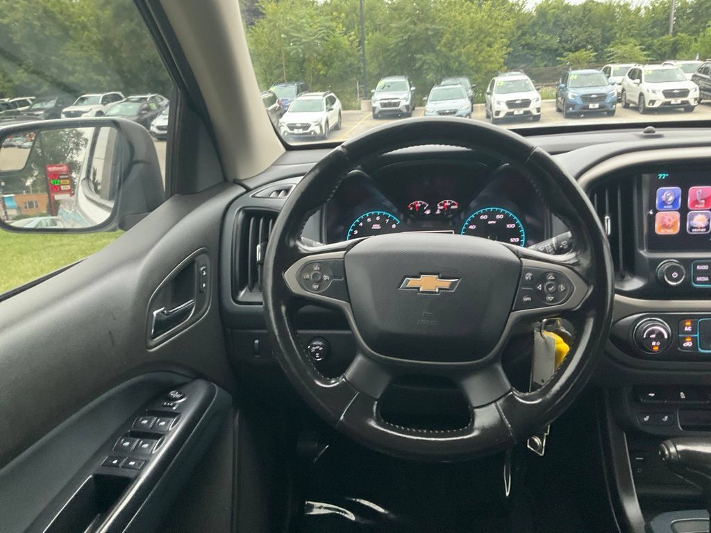 Used 2017 Chevrolet Colorado Z71 AWD/4WD image 31