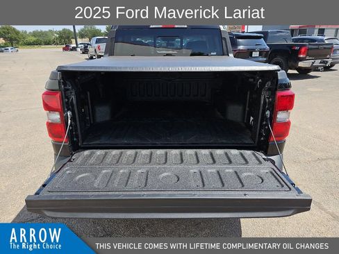 Used 2025 Ford Maverick Lariat w/ 4K Tow Package AWD/4WD image 18