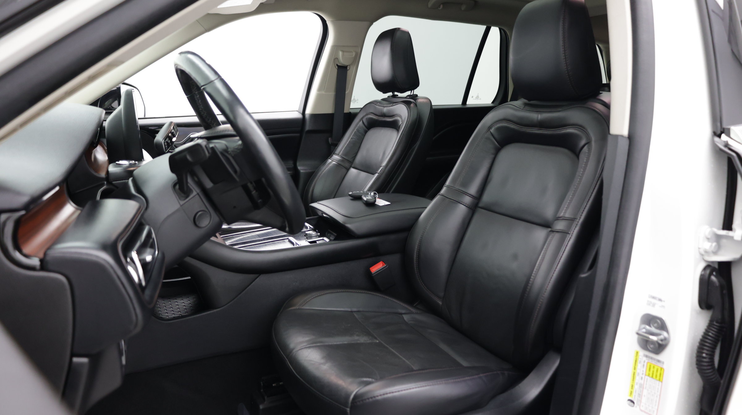 Used 2022 Lincoln Aviator Grand Touring w/ Equipment Group 301A AWD/4WD image 19