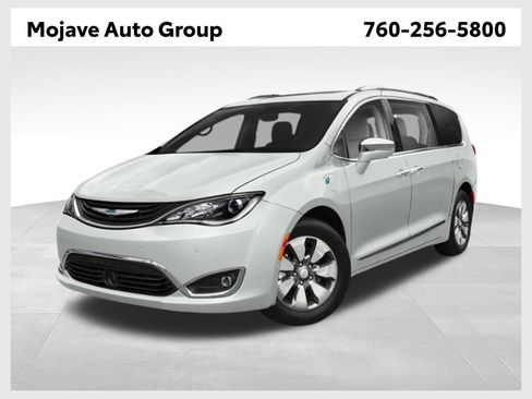 Used 2020 Chrysler Pacifica Touring-L w/ S Appearance Package FWD image 1