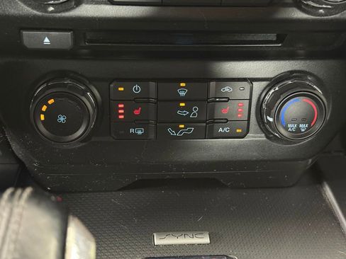 Used 2017 Ford F150 XLT w/ Equipment Group 302A Luxury AWD/4WD image 16