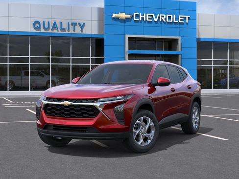 New 2026 Chevrolet Trax LS w/ LS Convenience Package FWD image 30