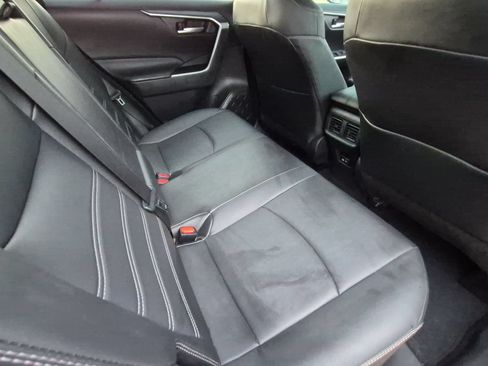 Used 2023 Toyota RAV4 XLE Premium FWD image 29