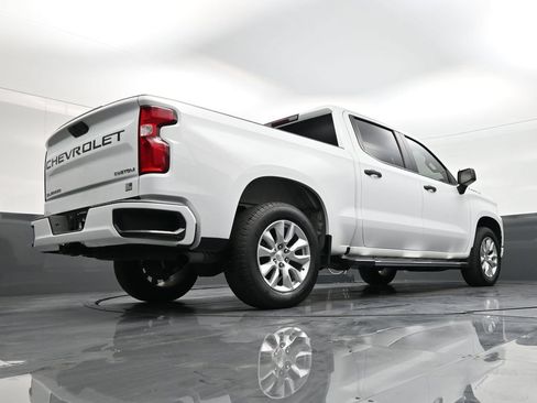 Used 2021 Chevrolet Silverado 1500 Custom w/ Custom Max Trailering Package AWD/4WD image 23