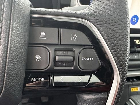 Used 2022 Toyota Tundra Platinum image 23