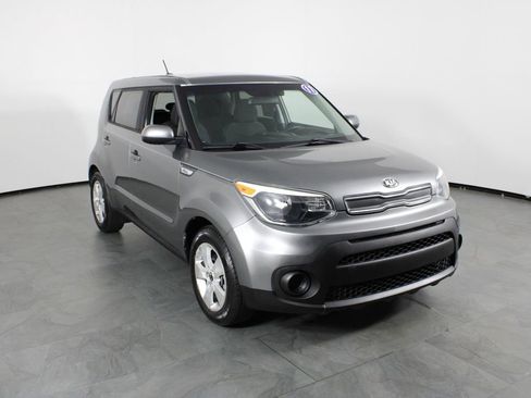 Used 2017 Kia Soul image 4