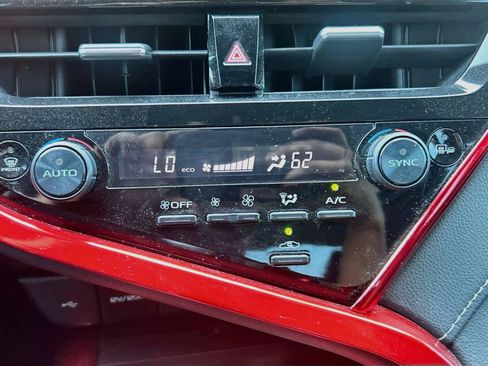 Used 2023 Toyota Camry XSE FWD image 31
