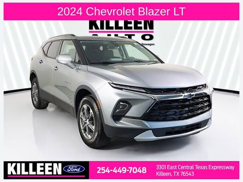 Used 2024 Chevrolet Blazer LT w/ Convenience Package FWD image 1