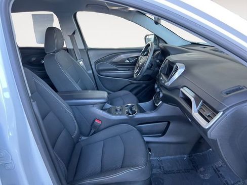 Used 2023 GMC Terrain SLE w/ Driver Convenience Package image 13