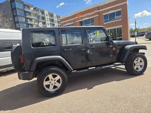 Used 2010 Jeep Wrangler Unlimited Sport AWD/4WD image 11