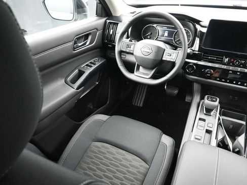 New 2026 Nissan Pathfinder SV FWD image 10