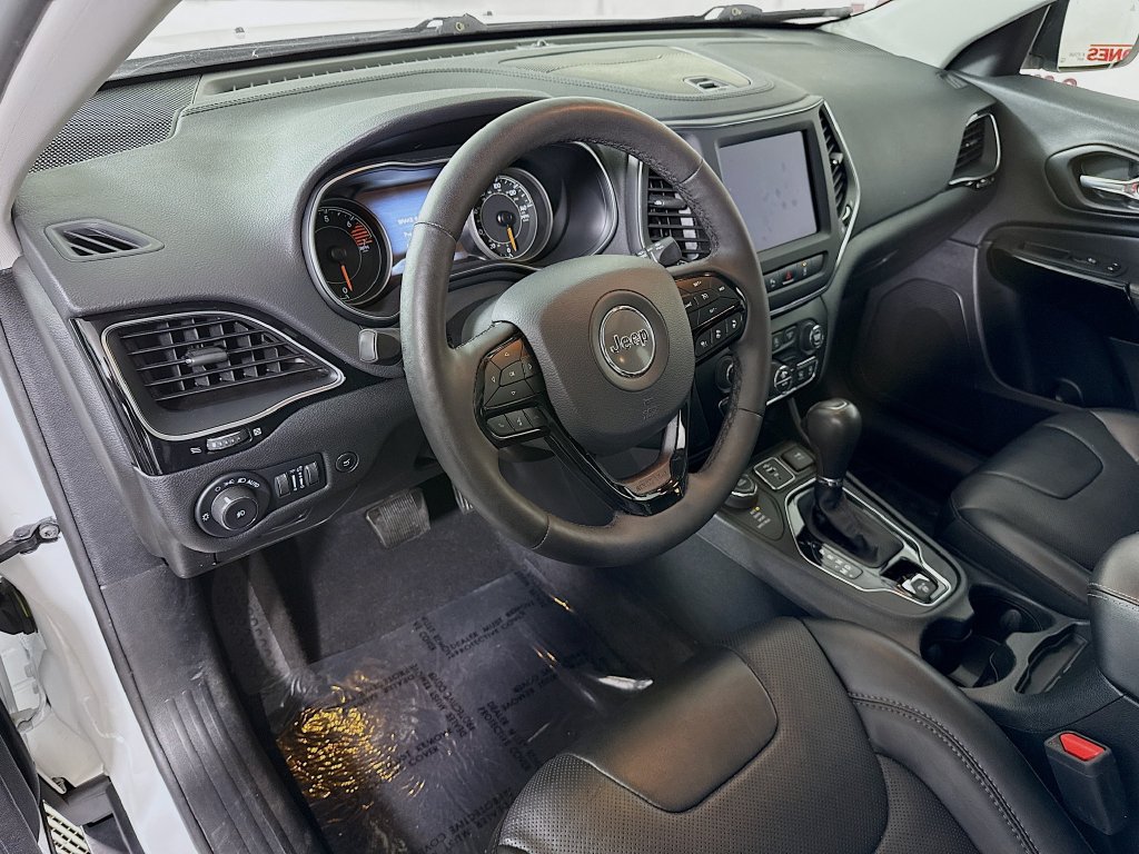 Used 2023 Jeep Cherokee Altitude Lux w/ Lux Elite Package AWD/4WD image 18