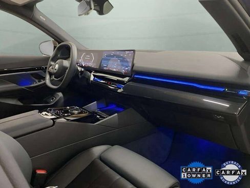 Used 2025 BMW 530i xDrive image 20
