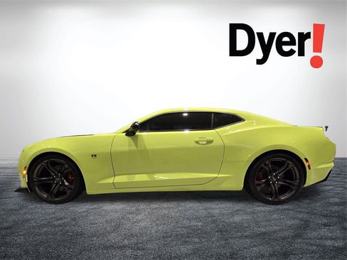 Used 2020 Chevrolet Camaro SS image 9