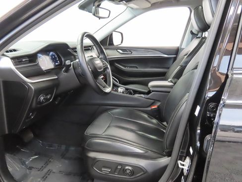 Used 2022 Jeep Grand Cherokee L Limited RWD image 15
