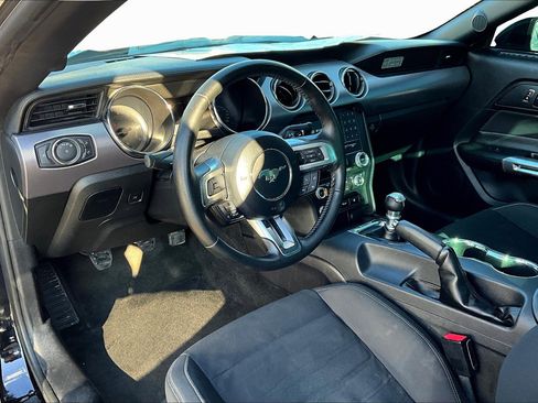 Used 2016 Ford Mustang GT image 12