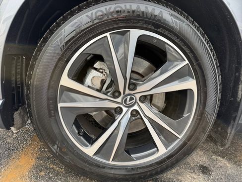 Used 2023 Lexus RX 350h w/ Cold Area Package image 34