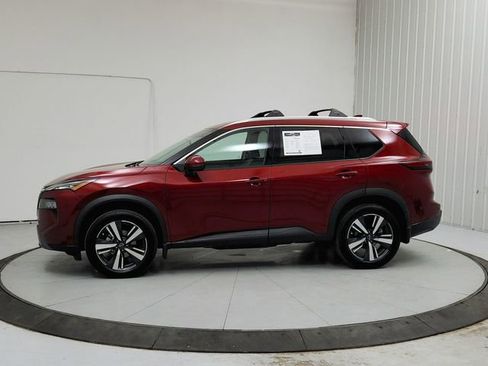 Used 2024 Nissan Rogue SL w/ SL Premium Package image 4