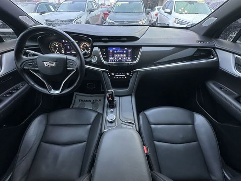 Used 2023 Cadillac XT6 Sport w/ Technology Package image 21