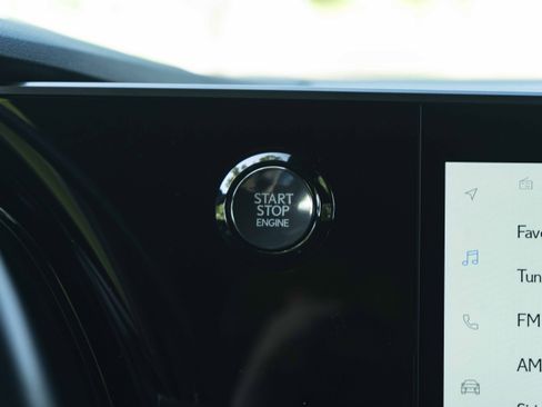 Used 2024 Lexus RX 350 FWD w/ Technology Package image 25