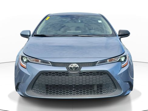 Used 2021 Toyota Corolla LE FWD image 2