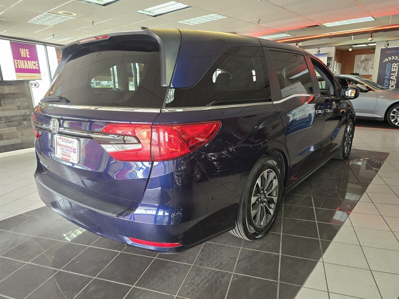Used 2023 Honda Odyssey EX-L image 4