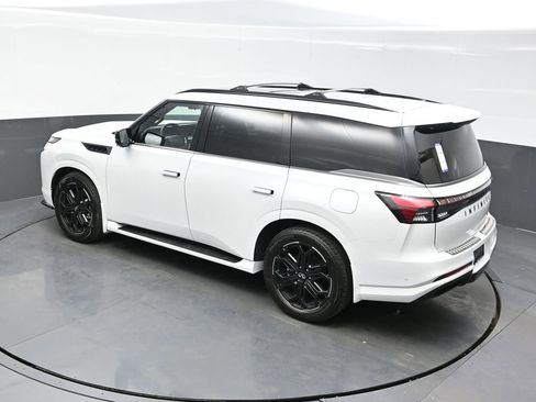 New 2026 INFINITI QX80 4WD w/ Sport Exterior Package image 38