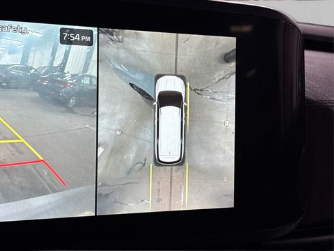 Certified 2024 Kia Carnival SX Prestige image 31