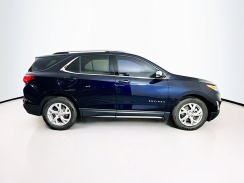 Used 2020 Chevrolet Equinox LT image 10