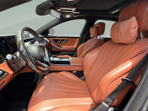 Certified 2023 Mercedes-Benz S 500 4MATIC w/ Warmth & Comfort Package image 11
