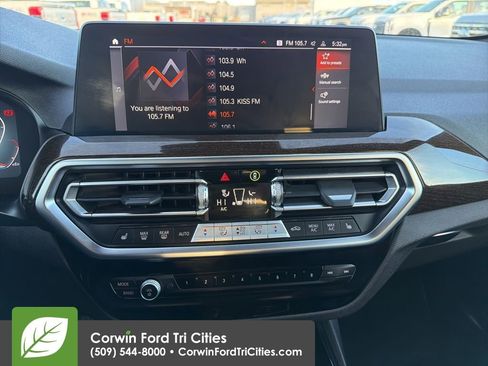 Used 2023 BMW X3 xDrive30i image 6