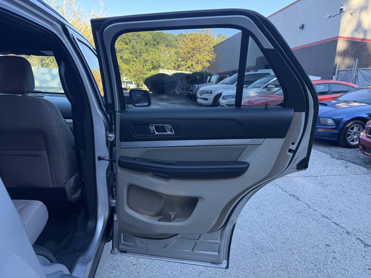Used 2018 Ford Explorer FWD image 42