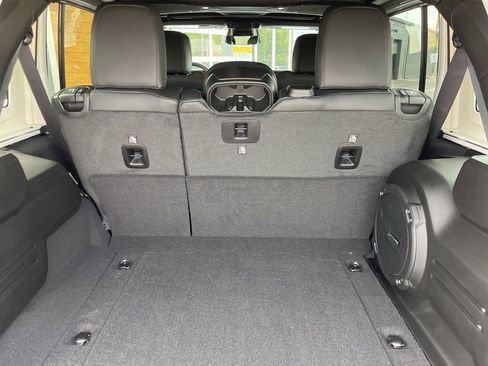 New 2026 Jeep Wrangler Unlimited Rubicon AWD/4WD image 47