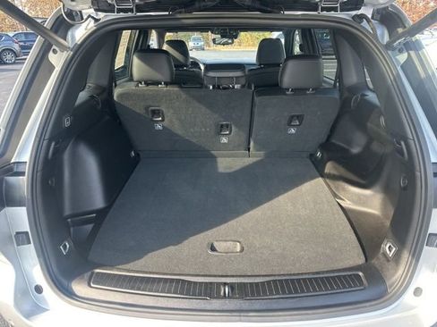 Used 2024 Jeep Grand Cherokee Altitude image 29