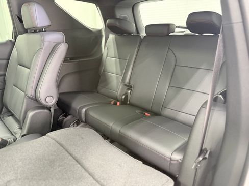 Used 2025 Chevrolet Traverse Z71 w/ Driver Confidence Package image 29