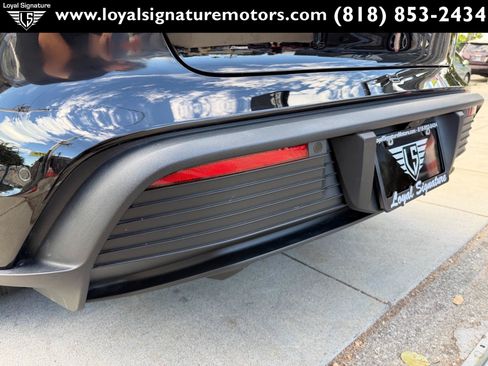 Used 2025 Porsche Taycan w/ Premium Package RWD image 9