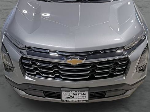 Used 2025 Chevrolet Equinox LT w/ Convenience Package II AWD/4WD image 17