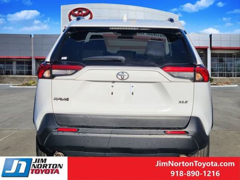 Used 2024 Toyota RAV4 XLE image 6