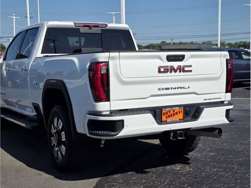 Used 2025 GMC Sierra 2500 Denali w/ Max Trailering Package AWD/4WD image 15