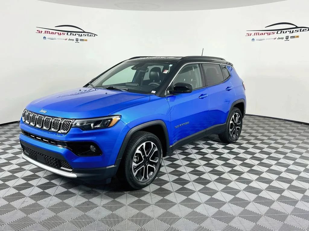 Used 2023 Jeep Compass Limited AWD/4WD image 4